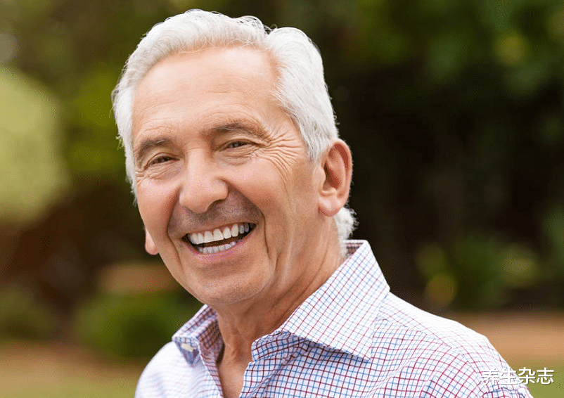 甲状腺结节|85岁院士呼吁:体内有结节的人,尽量少吃4种“发物”,管住嘴或能散结