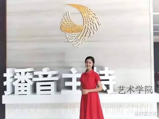 8岁走红,13岁被网暴,消失多年后,她的现状让人震惊