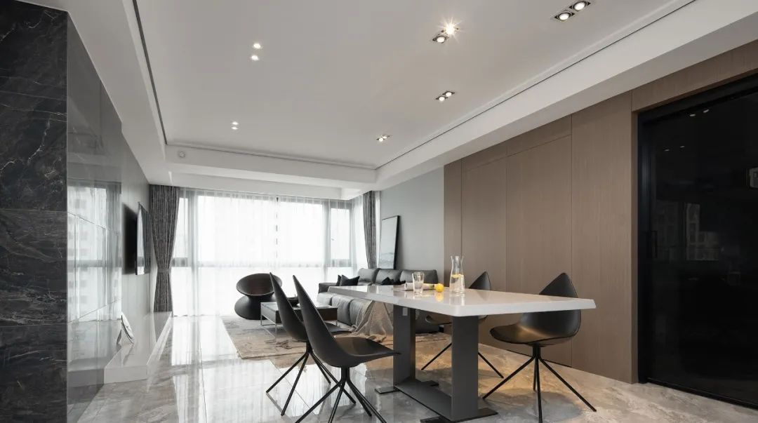 120m2现代质感小三房:酷中带暖,每个角落都是细节!