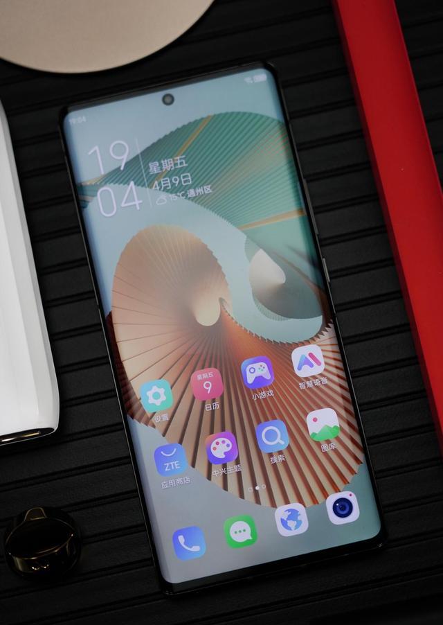 佳能|再降1500元,昔日中兴机皇:60倍变焦+4600mAh+144Hz高刷