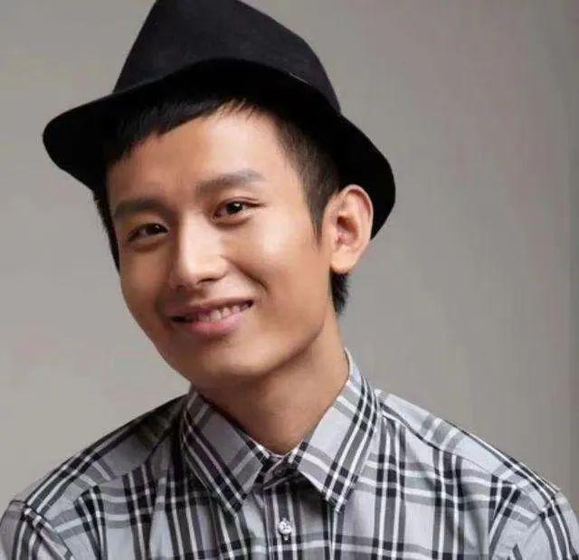 杜江|表面很帅,实则奇怪的8位男星,华晨宇尖嘴猴腮,杜江的近照认不出了