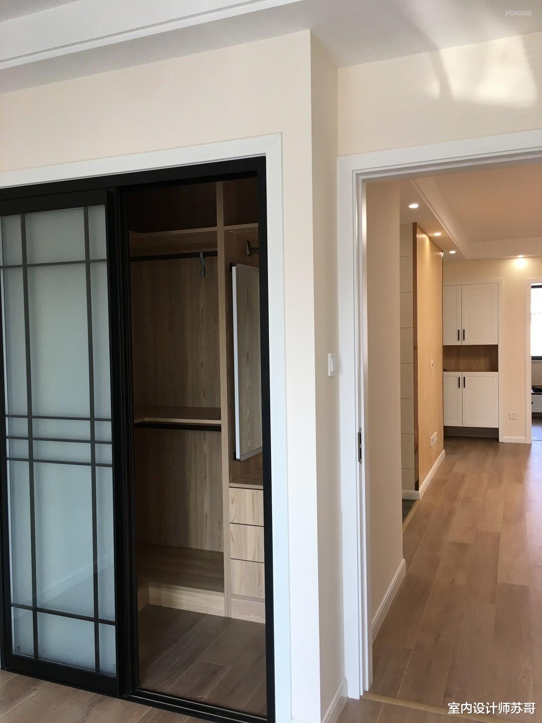 90平的老房子,用轻盈的色调,将空间完美衔接在一起