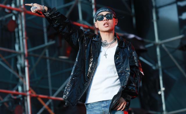 李玟|天秀！总决赛舞台布景自己花二十万，刘聪揭秘说唱巅峰对决幕后！