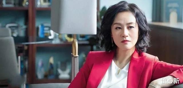 宋佳|8位女星自带“霸总”气质，霸气侧漏不油腻， 个个总裁范十足