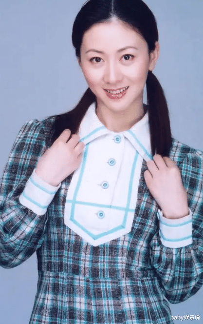 汤加丽|汤加丽:因“人体模特”和丈夫离婚,被父亲冷战,今46岁孤身一人