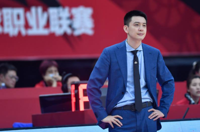 杨鸣|CBA实行以德服人！李春江、杨鸣落选最佳主教练，真实原因曝光