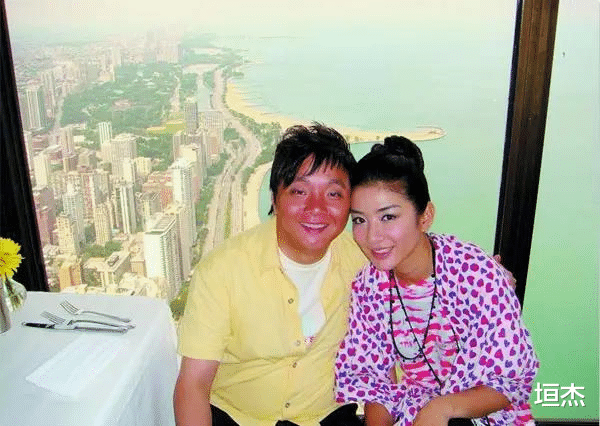 黎姿|图他丑？图他有女友？这10位爱上“丑男”的女星，个个鬼迷心窍