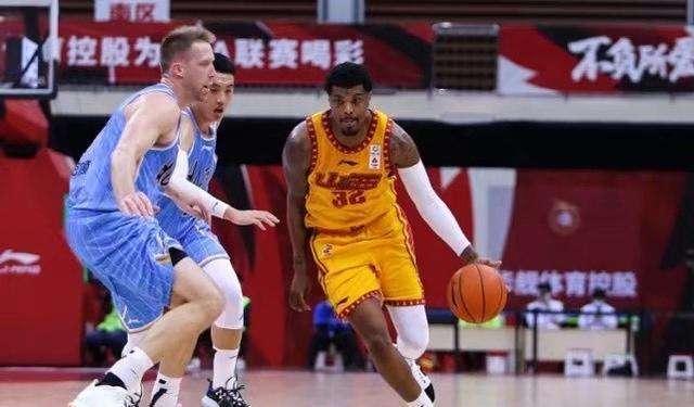 广东男篮|莱多三点优势打动杜锋，朱芳雨甘心为刺头冒险，广东得分王被激活
