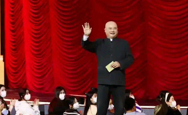 郭德纲|《欢乐喜剧人8》真没意思,连情怀都卖不下去,难怪郭德纲不来了