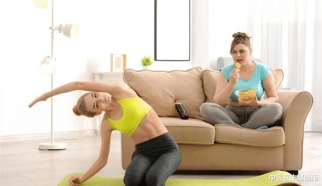 衰老|女人老没老，“下半身”告诉你，聪明人一眼就能看出，藏也藏不住