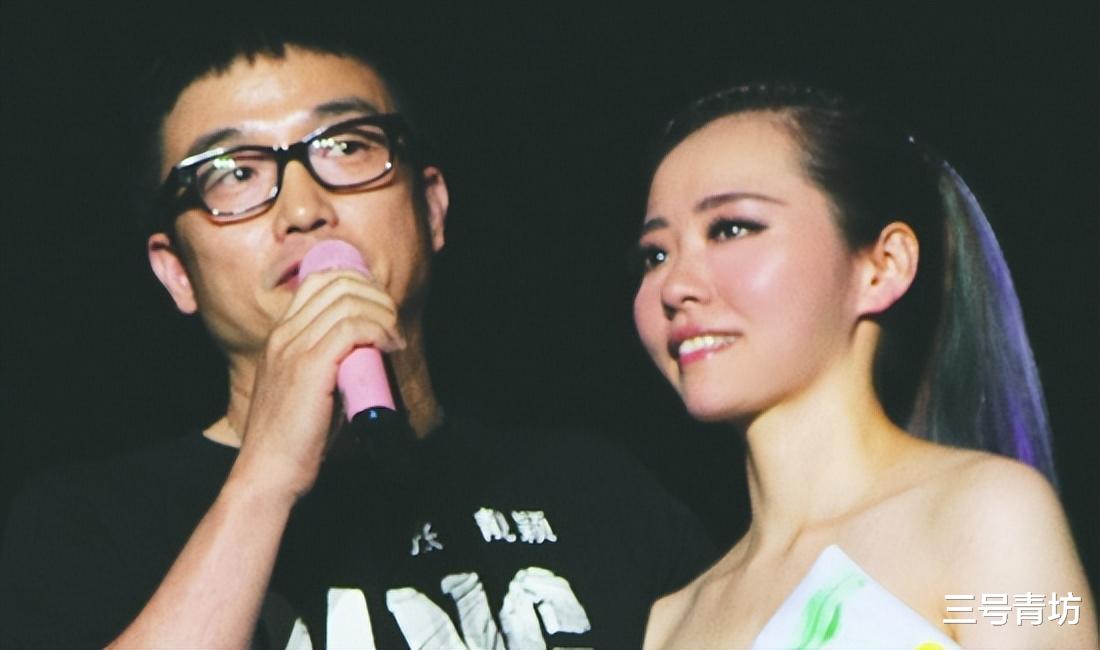 张靓颖|张靓颖：痴爱冯轲15年，被骗走亿万身家，离婚4年后两人天差地别