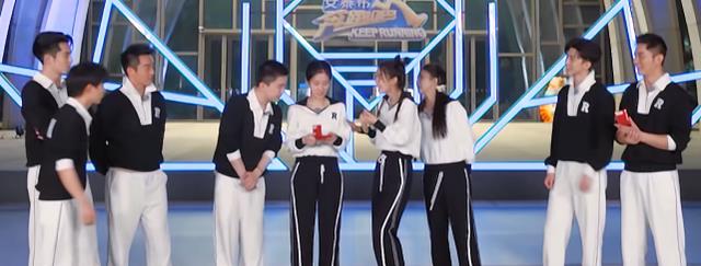 张碧晨|被agelababy带偏,张碧晨:我确实不聪明,该吃点东西补补脑