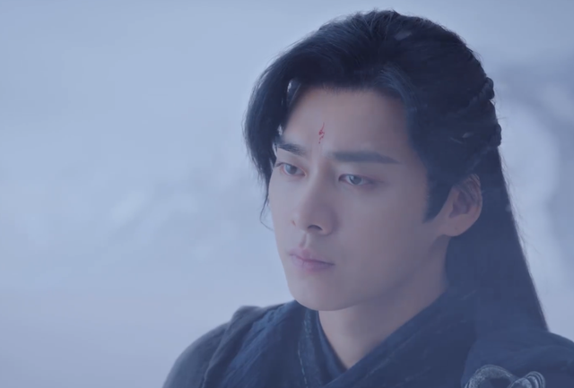 李易峰|《镜双城》官宣定档，李易峰、陈钰琪主演，特效或成该剧一大看点