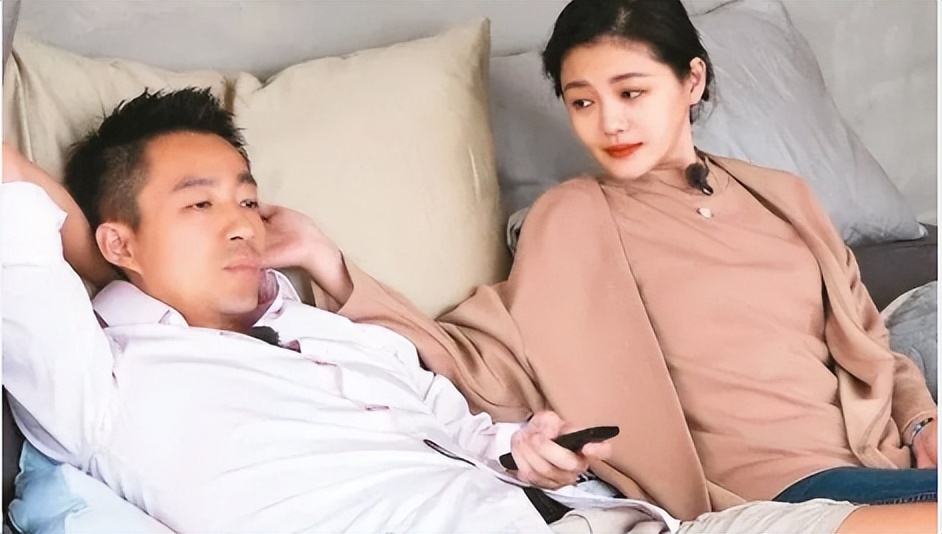 大S|大S刷汪小菲的信用卡给现任买鞋和行李箱，具俊晔也真敢收啊？