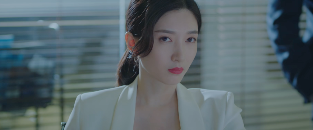 谭松韵|32集《请叫我总监》被传将播,4位实力派压轴,谭松韵抽到王炸