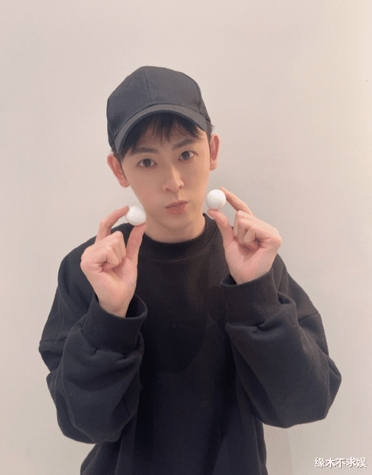 龚俊|他是龚俊校友,因《琉璃》小有名气,又和成毅合作了几次能红吗?