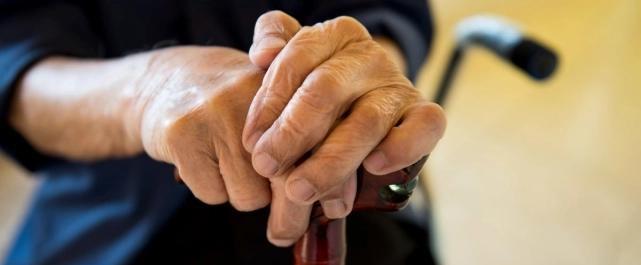 退休|职场退休人士办完退休手续，说出单位的7个很现实的现象，很扎心