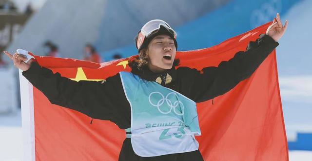 苏翊鸣|优秀！苏翊鸣花式跳水，冲浪钓鱼台球停不下来，目标冲击大满贯