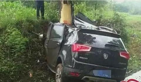 同样是国产车,出事故后,差距一个天一个地!