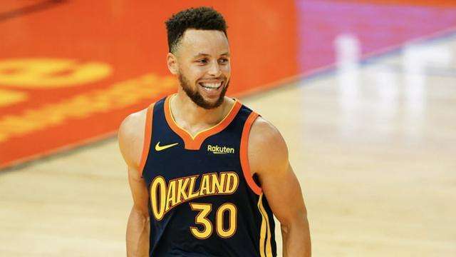 篮球|NBA75年历史上，称得上顶级巨星的球员都有谁？严格评价不过12人