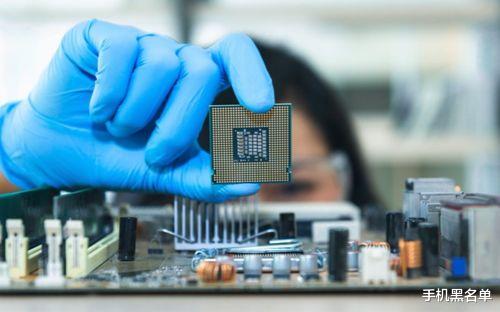 移民|美国美光公司解散上海DRAM团队,允许核心研发人员40多人携家属移民美国