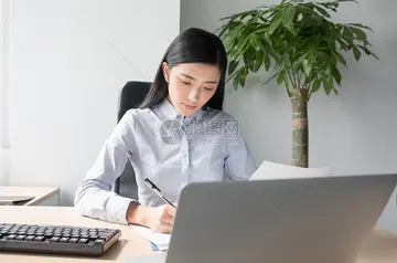 |如何摆脱职场上无效社交?