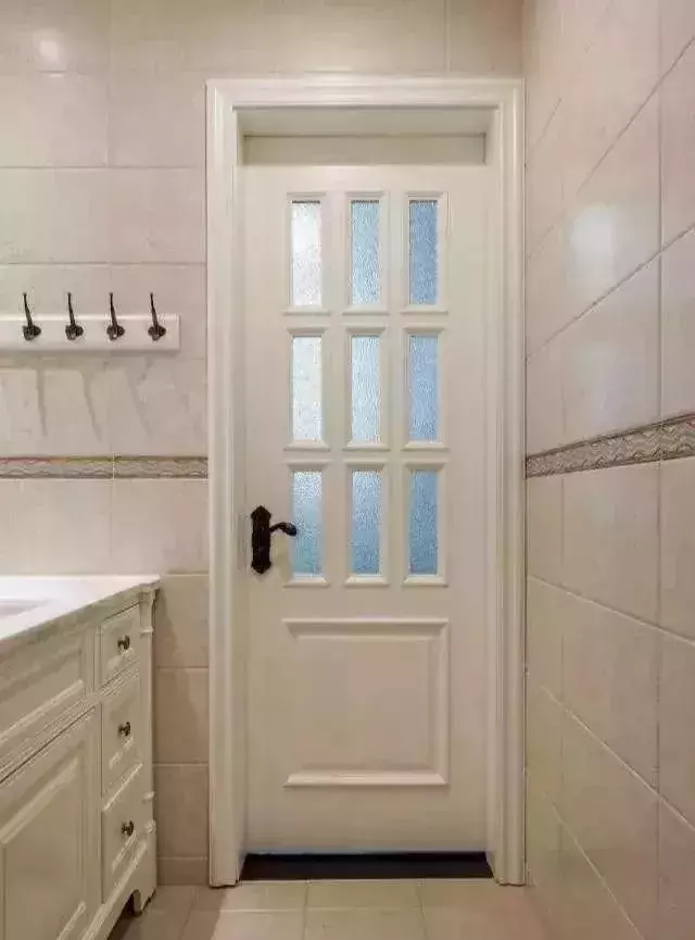 老公坚持在餐厅做电视墙,阳台改为学习区,真是太聪明了,晒晒