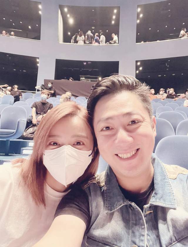 40岁男星坠楼身亡!投资失败负债,刚与妻子庆祝结婚两周年
