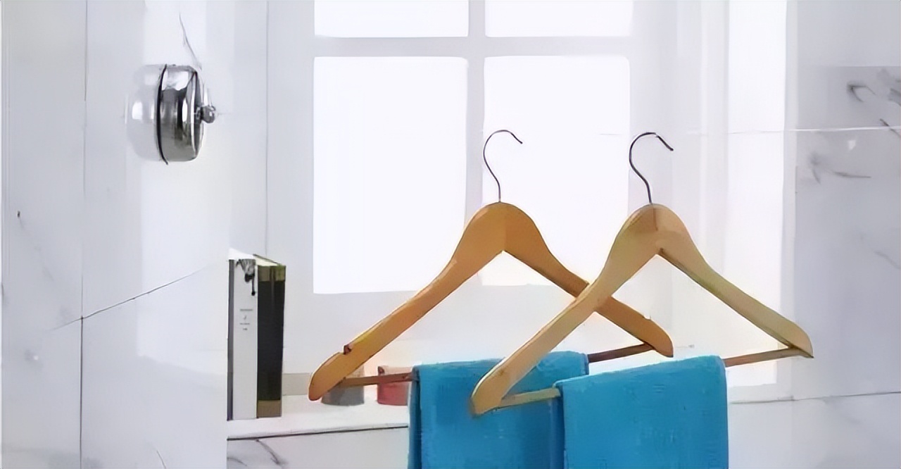 ?在阳台晾晒衣物的5种方式,你更中意哪一种?