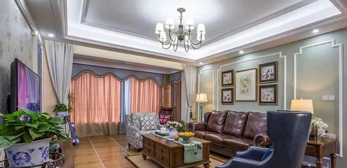 133㎡简美三居刚完工,效果大气又漂亮,尤其客厅的双层吊顶绝了
