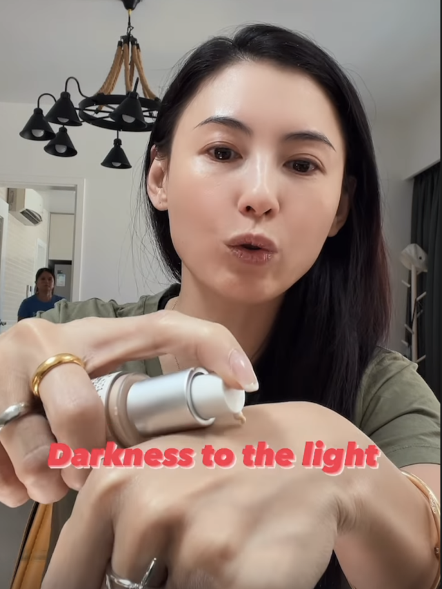 张柏芝|张柏芝罕见分享三胎爱子动态,不满4岁小王子长大了,让妈妈安静