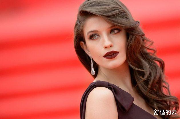 电影|《Maxim》杂志评选的 2021 年俄罗斯 10 位最美丽的女演员