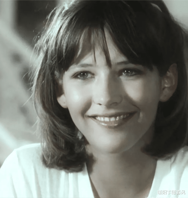 苏菲·玛索|“法兰西之吻”苏菲玛索55岁了：从人间极品到美人迟暮，她有多美