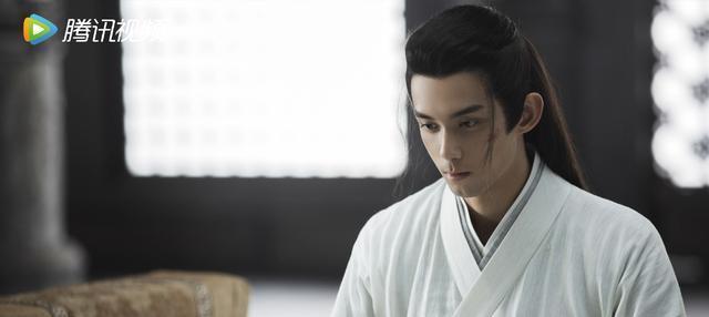 星汉灿烂|《星汉灿烂》即将上线网飞，虐恋又崎岖的爱情故事，疑商CP魅力大