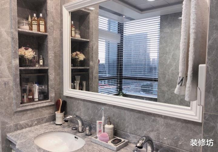 建议:卫生间再大,也别装毛巾架,学学年轻人的做法,干净又卫生