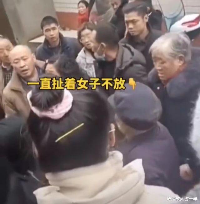 四川:老人摔倒被扶起,心生恶念欲讹诈,不料钱没要到还挨顿骂