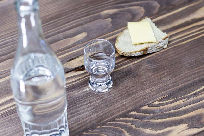 高血压|每天小酌一杯，竟能降血糖、血压？你可能被迷惑了，一文给你科普