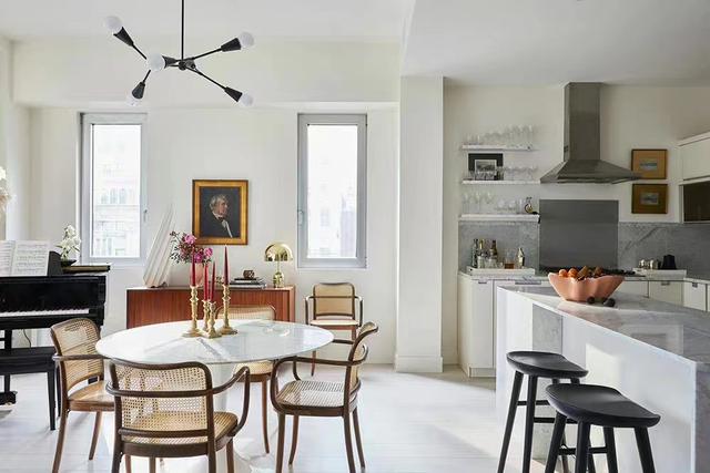 一对纽约夫妇的家,采光和落地窗令人羡慕,宁静美好弹奏生活乐章