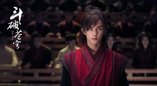 撞衫|影视剧里的同款撞衫：刘诗诗穿唐嫣旧戏服，任嘉伦戏服三个剧组用