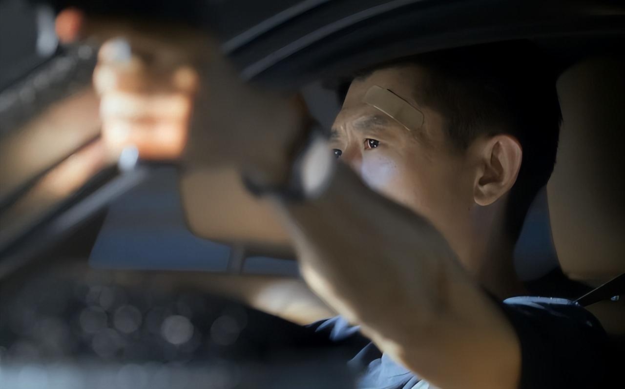 律师|?播出14集，口碑节节攀升？中国律政剧的“天花板”终于出现了