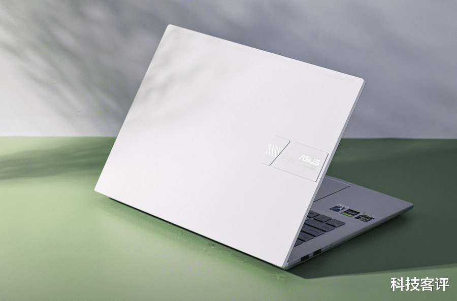 笔记本|女神节笔记本怎么选？灵耀Pro系列颜值高性能强，还有优惠一千