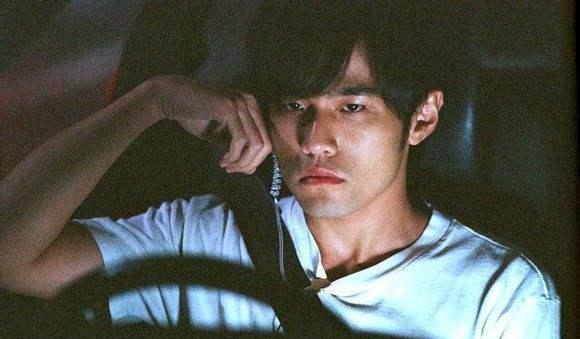 周杰伦|周杰伦身高多少？与4个明星同框暴露真实身高