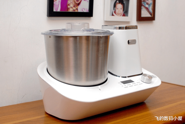 和面是个技术活？有了moido 多功能和面机，新手也能变面食大师