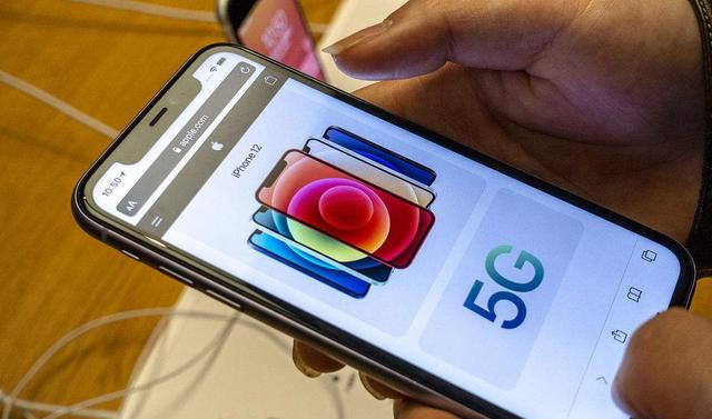 苹果|苹果设计师无路可走,新一代折叠屏曝光,库克看了直呼内行