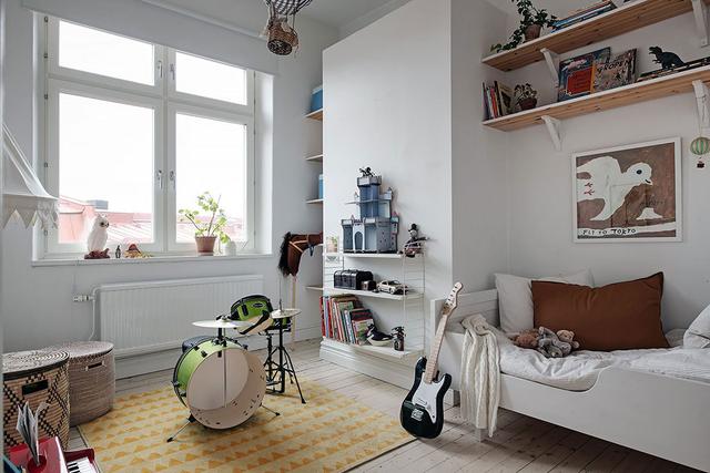 这位北欧阿姨112平住宅,精雕天花板,灰墙不锈钢台面,优雅精致