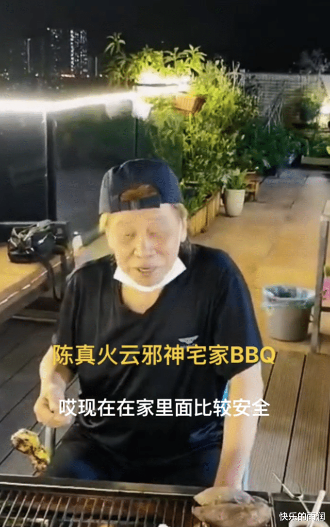 林威|7位老牌港星在内地近况,在农村喂猪,去村民家吃饭,租乡下别墅