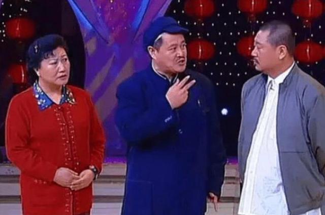 赵本山|春晚钉子户：陈佩斯向左，赵本山往右，最后离开春晚也各有原因