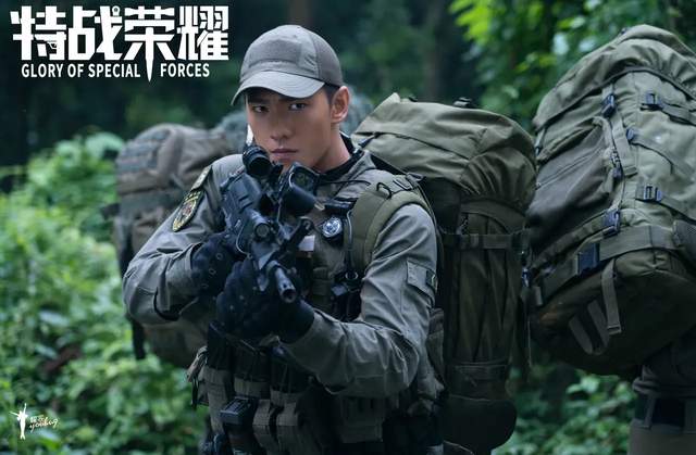 杨洋|古偶已经配不上杨洋了，特种兵之后消防员，请杨洋把军装焊在身上