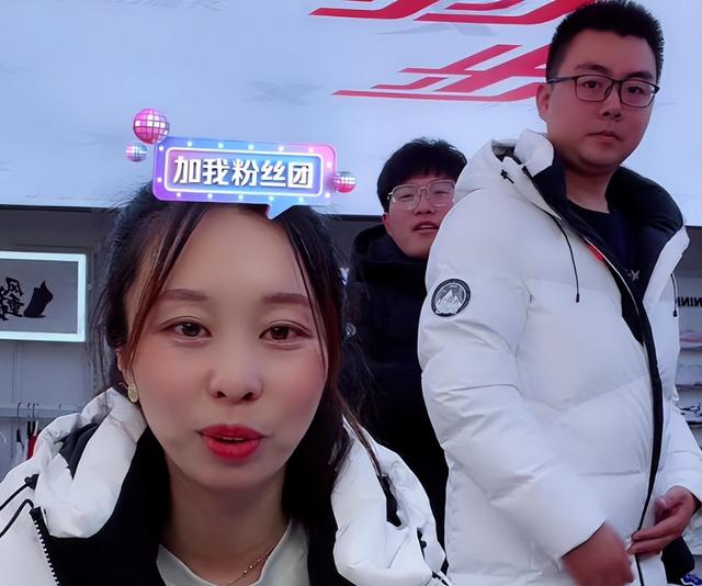 鸡蛋|田静直播10分钟人气破万，给粉丝送菜，被嘲收买人心，网友：真可笑