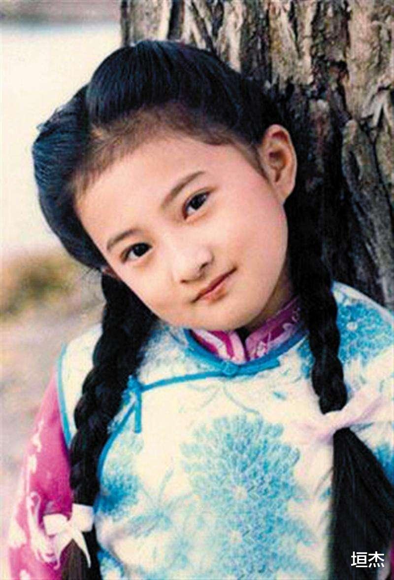 何洁|过气女明星窘况:街头卖唱、破产、卑微求工作,风光不再